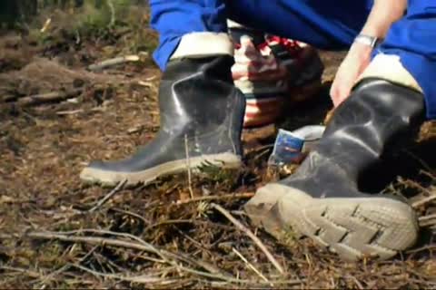Nlboots - greater quantity outdoors (in Boots Of Course)