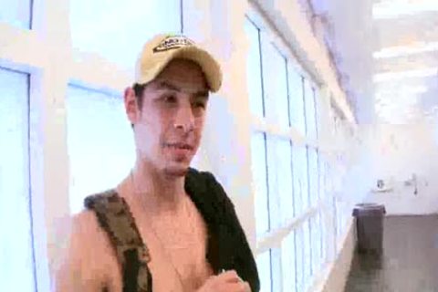 Kurt Wilde acquires hammered again