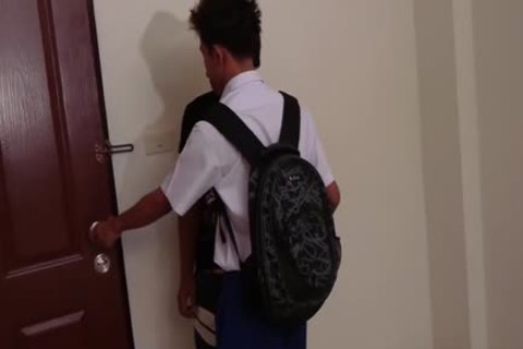 Wild asian young twink finds pleasure in hard ramming