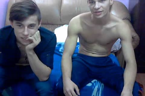 2 stylish bisex Romanian dudes With worthwhile weenies & beautiful buttholes On cam.