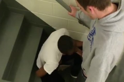 When monstrous weenie Wiggahs Attack.darksome Thug