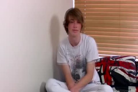 Ginger Emo twink Kai Alexander Pleasures Himself On A bed