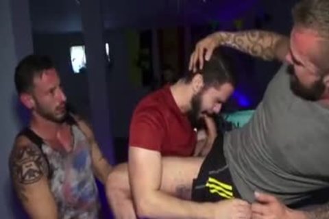 Gaping Brown Eye Looking Forward To For metallic dick