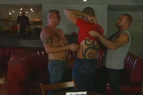 brawny Tatted Daddies three-some dril - BareSexyBoys.com