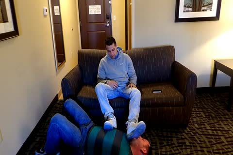 Straight Alpha dominant Doormat Foot serf Verbal Humiliation