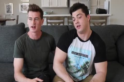 Collins Face Tells Us Exactly How Much that chap loves London's fat 10-Pounder!