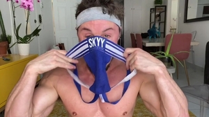 FalconStudios: Rough nailing next to supermodel Skyy Knox