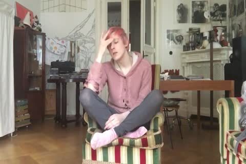 SISSY IS ALWAYS HUNGRY FOR raw penis