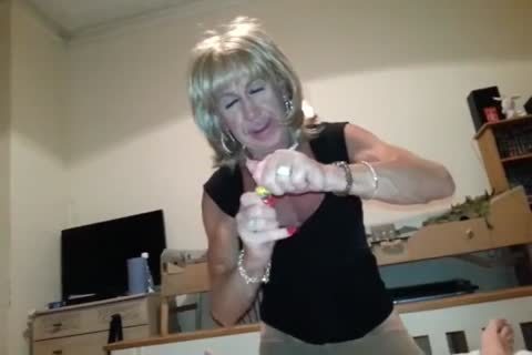 Pauline likes To engulf Mikes penis With dirty lady-man Crossd