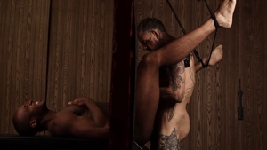 Men.com: American Trent King fucking in the ass