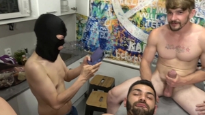 ClubBangBoys: Gay blowjob sex tape
