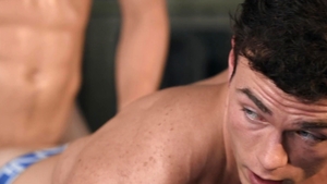 Men: Muscle Hunks Flex in the Gym