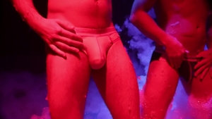 Men: Suds & Studs Get Wild