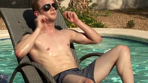 Extra Big Dicks: Flirty Fun in the Sunshine State