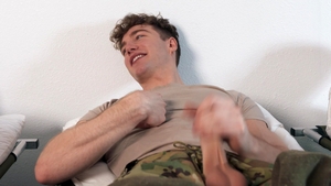 Men: Sneaky Jackoff Session with Toy Ass